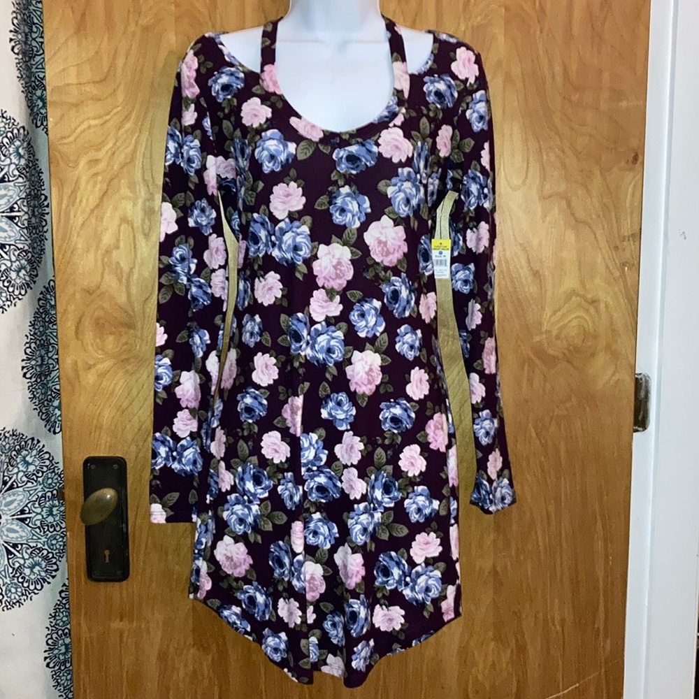 Purple Floral Rose No Comment NY LA Cold Shoulder Dress Size Medium NWT